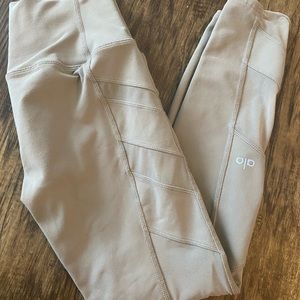 ALO HIGH WASTED MESH LEGGINGS in nude/tan